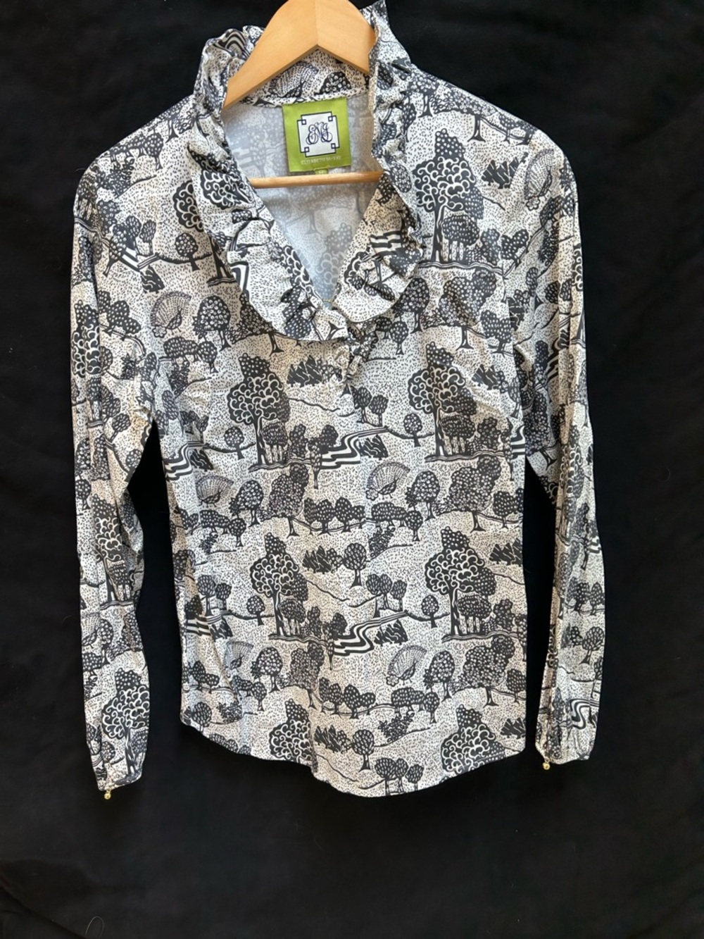 Elizabeth McKay Black & White Scenic Print Ruffled Collar Long Sleeve Top